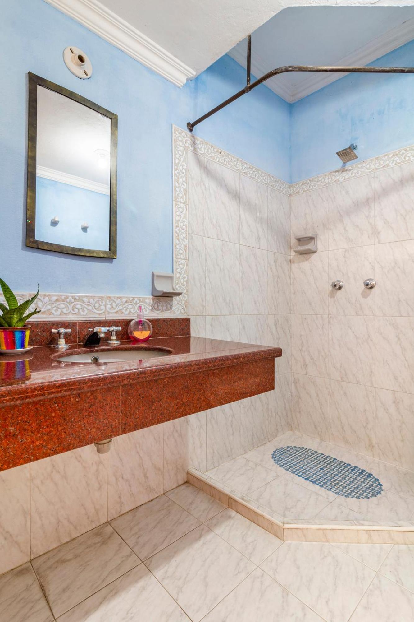 Hostal Cartagonova - Habitaciones Privadas Y Amplias Cerca A Zonas Turisticas Cartagena Exteriör bild