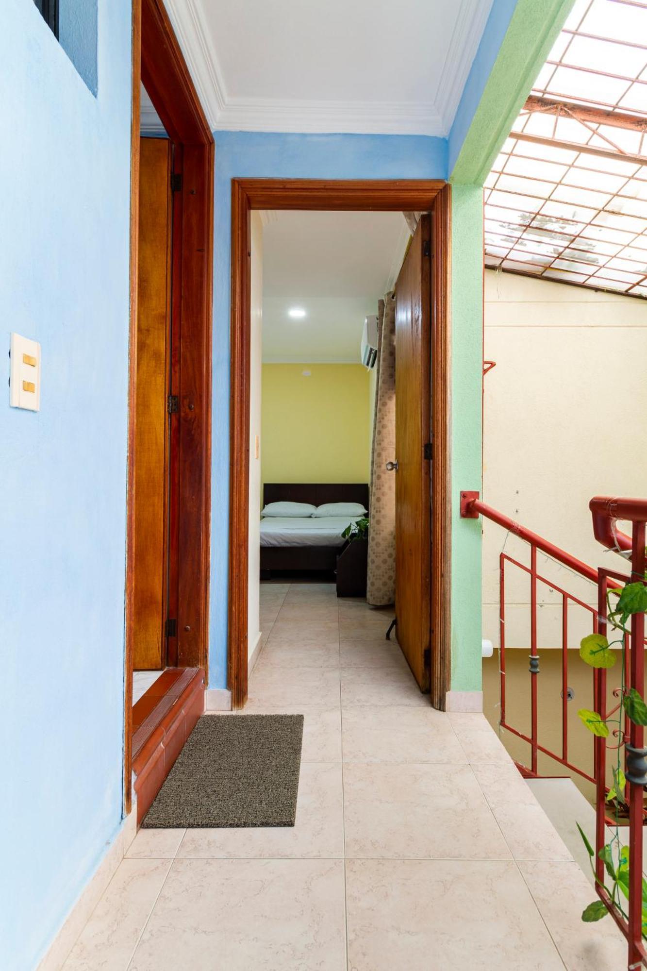 Hostal Cartagonova - Habitaciones Privadas Y Amplias Cerca A Zonas Turisticas Cartagena Exteriör bild