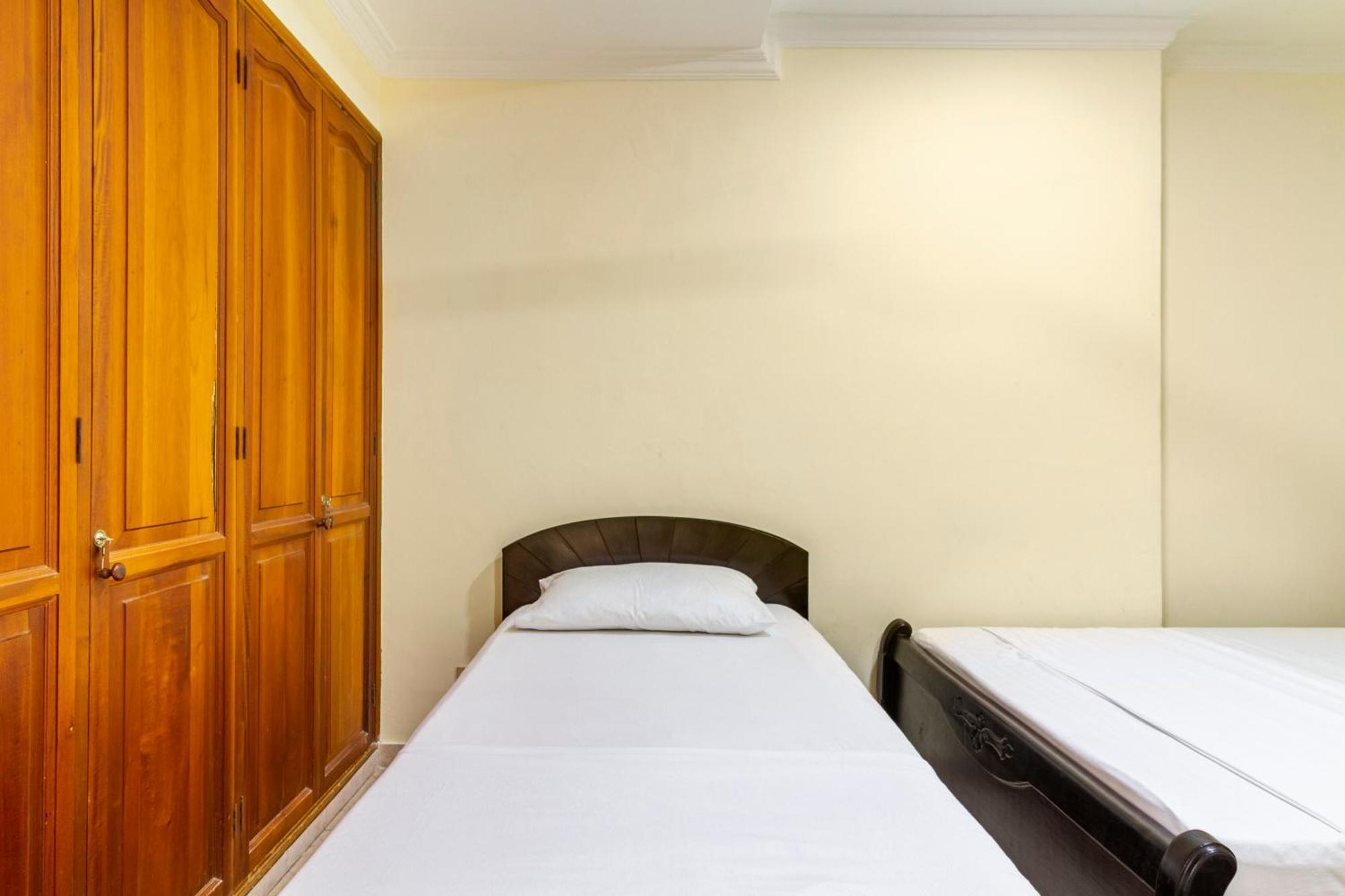 Hostal Cartagonova - Habitaciones Privadas Y Amplias Cerca A Zonas Turisticas Cartagena Exteriör bild