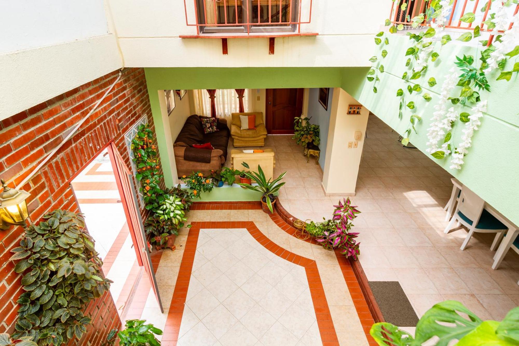 Hostal Cartagonova - Habitaciones Privadas Y Amplias Cerca A Zonas Turisticas Cartagena Exteriör bild