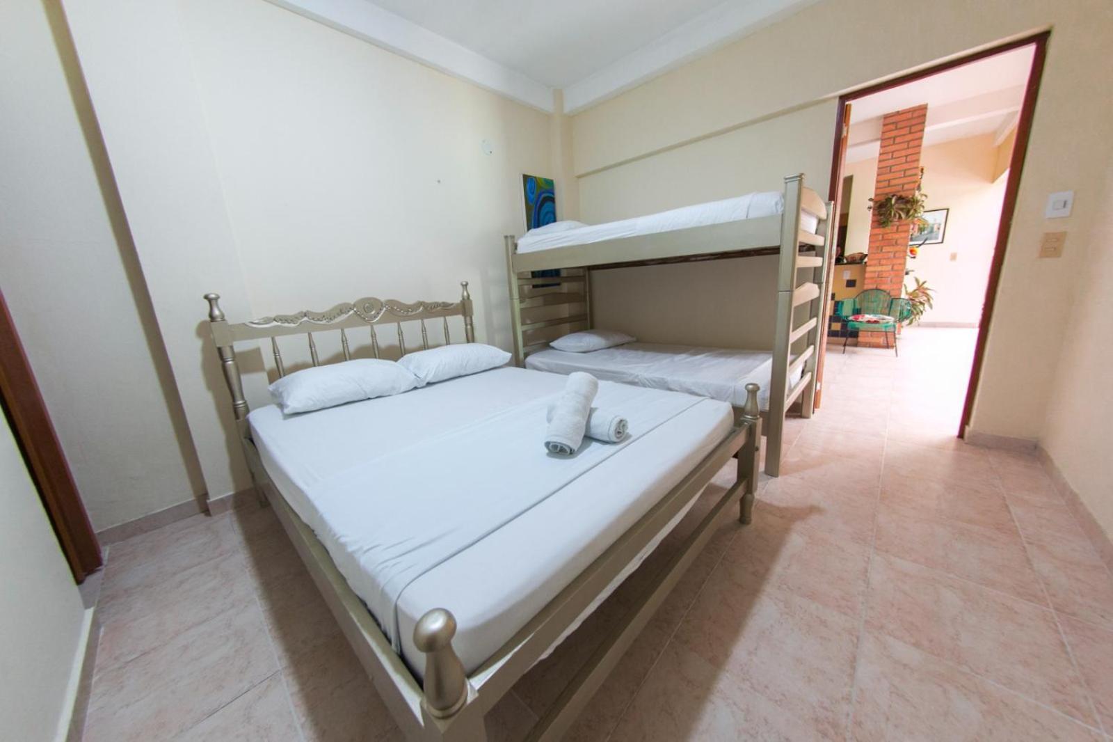 Hostal Cartagonova - Habitaciones Privadas Y Amplias Cerca A Zonas Turisticas Cartagena Rum bild